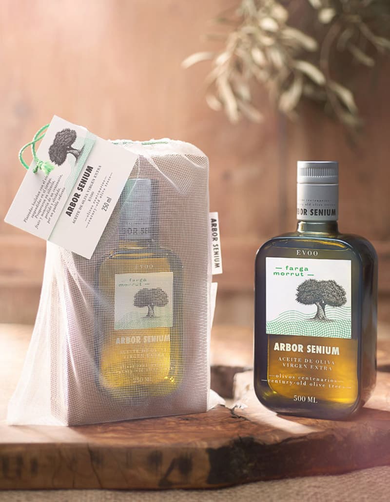 Extra virgin olive oil from centenary olive trees Arbor Senium